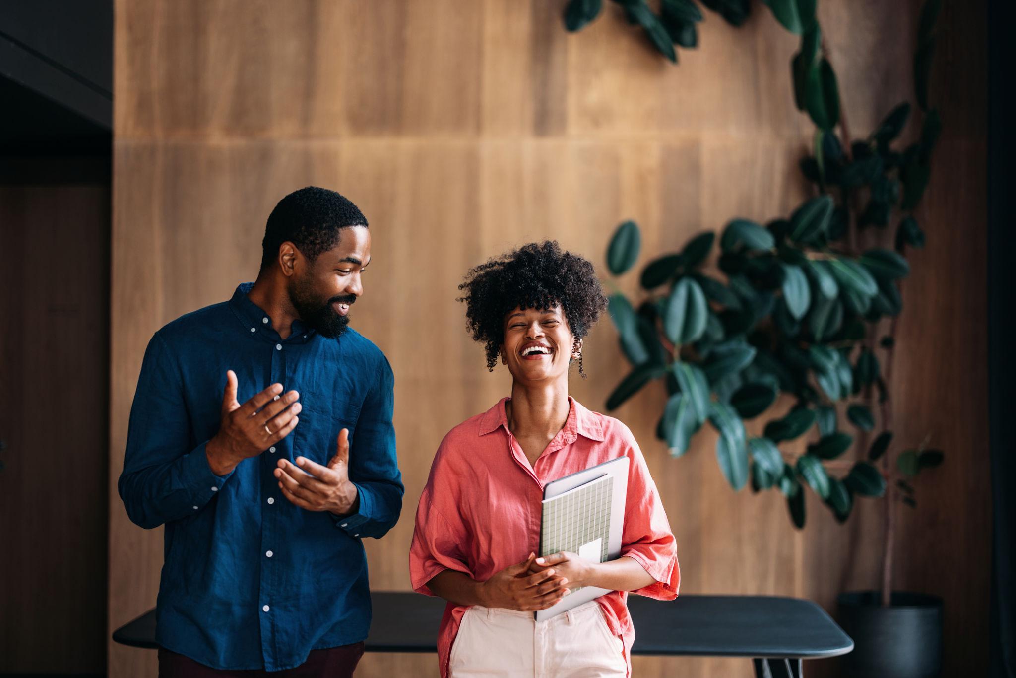 two people chatting